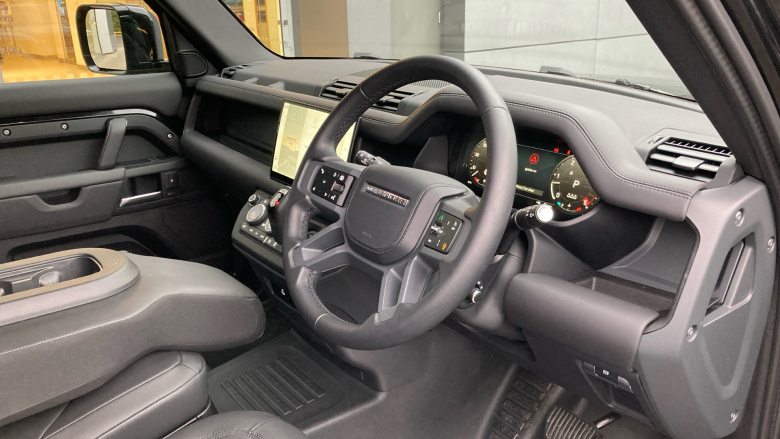 Land Rover Defender 3.0 D350 X-Dynamic HSE 110 5dr Auto [6 Seat] Diesel Estate